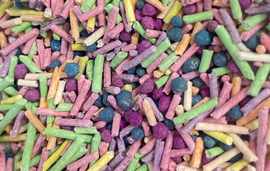 Tofu litter: Absorbs well, lasts long